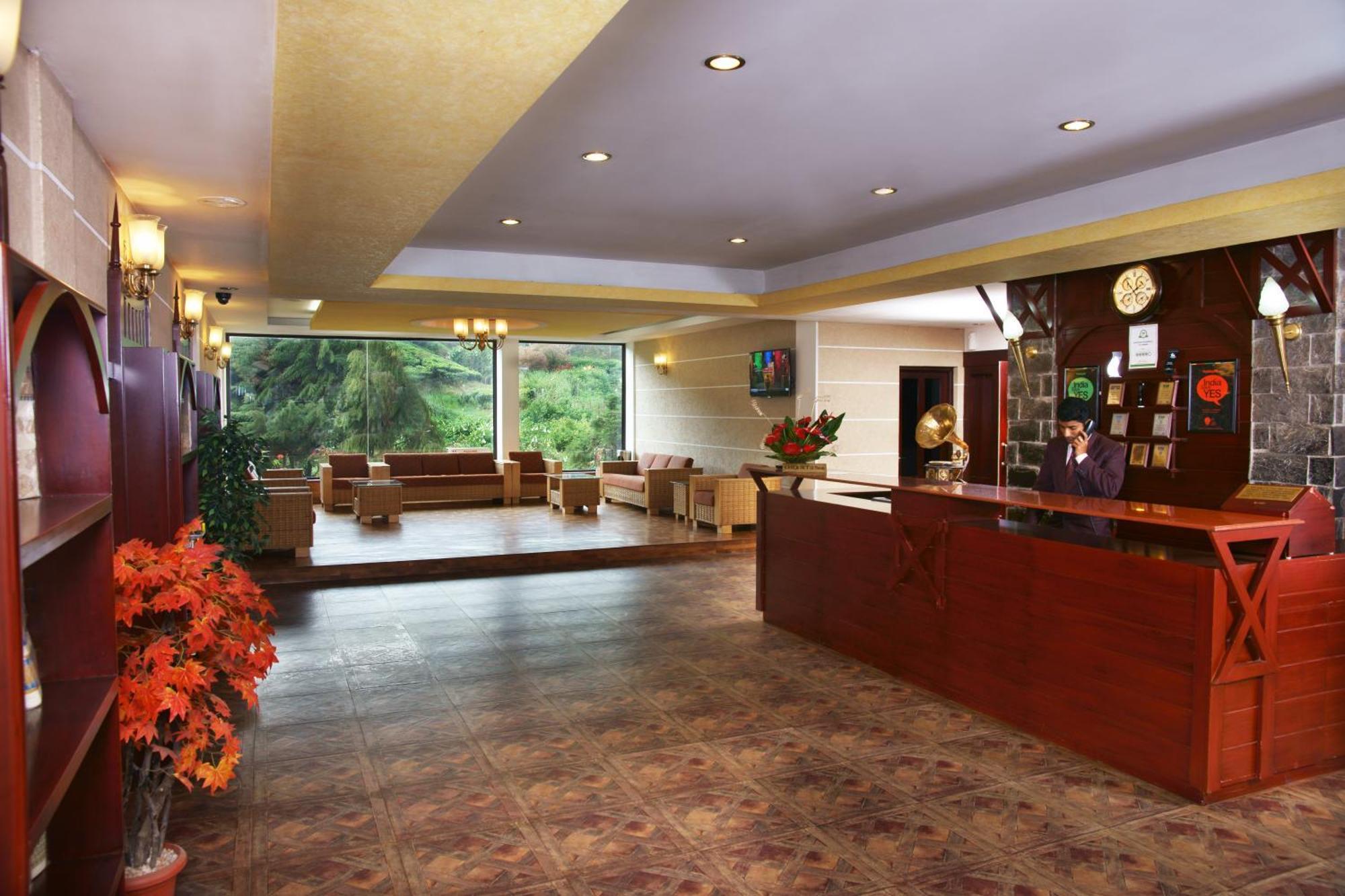 Hotel C7 มุนนาร์ ภายนอก รูปภาพ